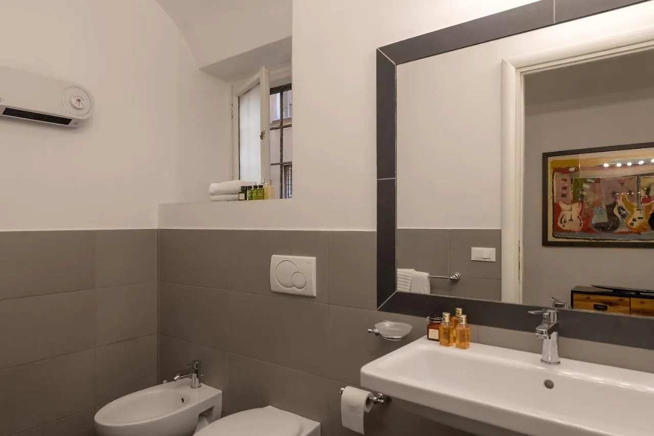 New! Amazing Piazza Navona View Apartment Rome Italy