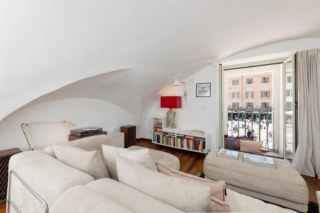 New! Amazing Piazza Navona View Apartment Rome