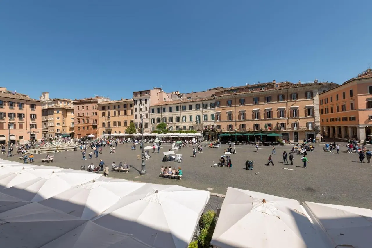 New! Amazing Piazza Navona View Apartment Rome