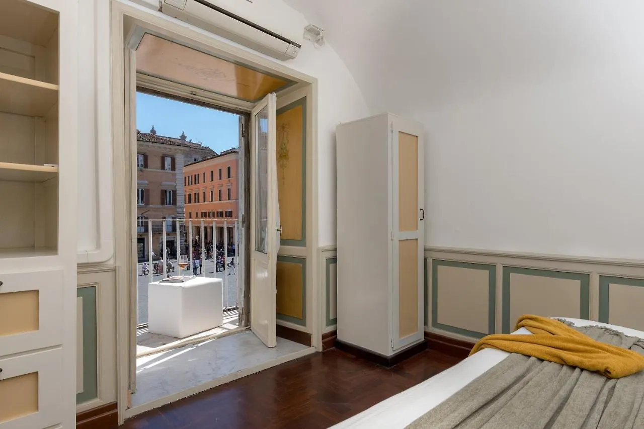 New! Amazing Piazza Navona View Apartment Rome