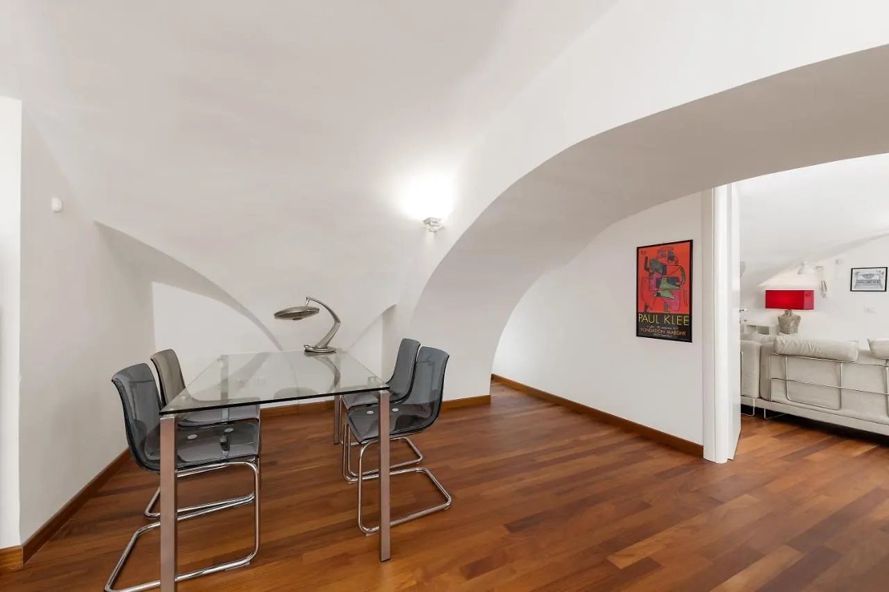 New! Amazing Piazza Navona View Apartment Rome Italy