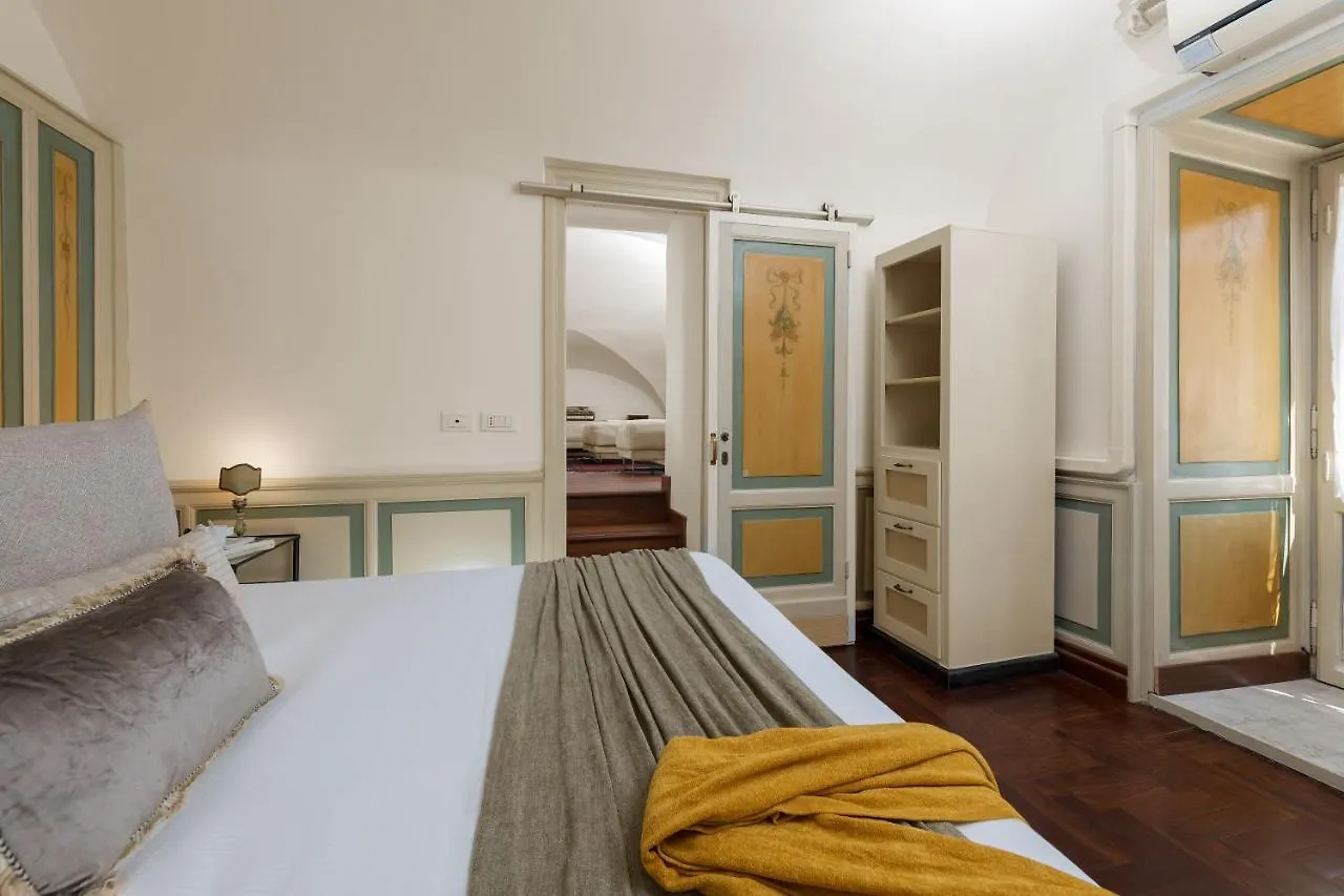 New! Amazing Piazza Navona View Apartment Rome 0*,