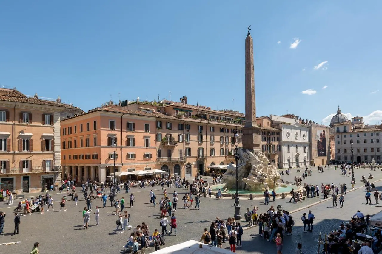New! Amazing Piazza Navona View Apartment Rome