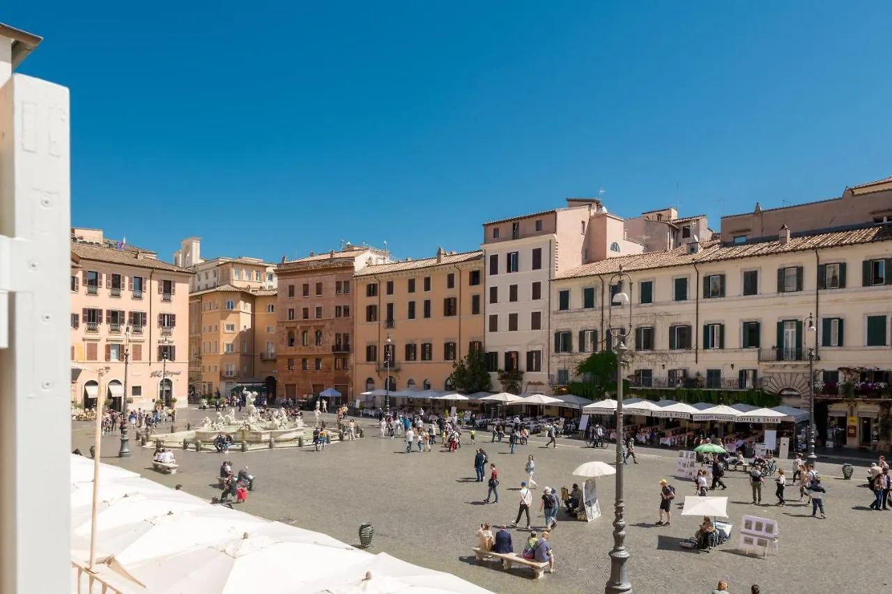 New! Amazing Piazza Navona View Apartment Rome